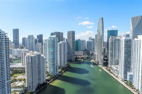 300 Biscayne Blvd Way #903