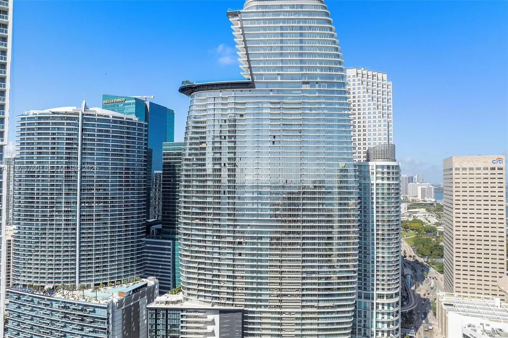 300 Biscayne Blvd Way #903 Miami, FL 33131
