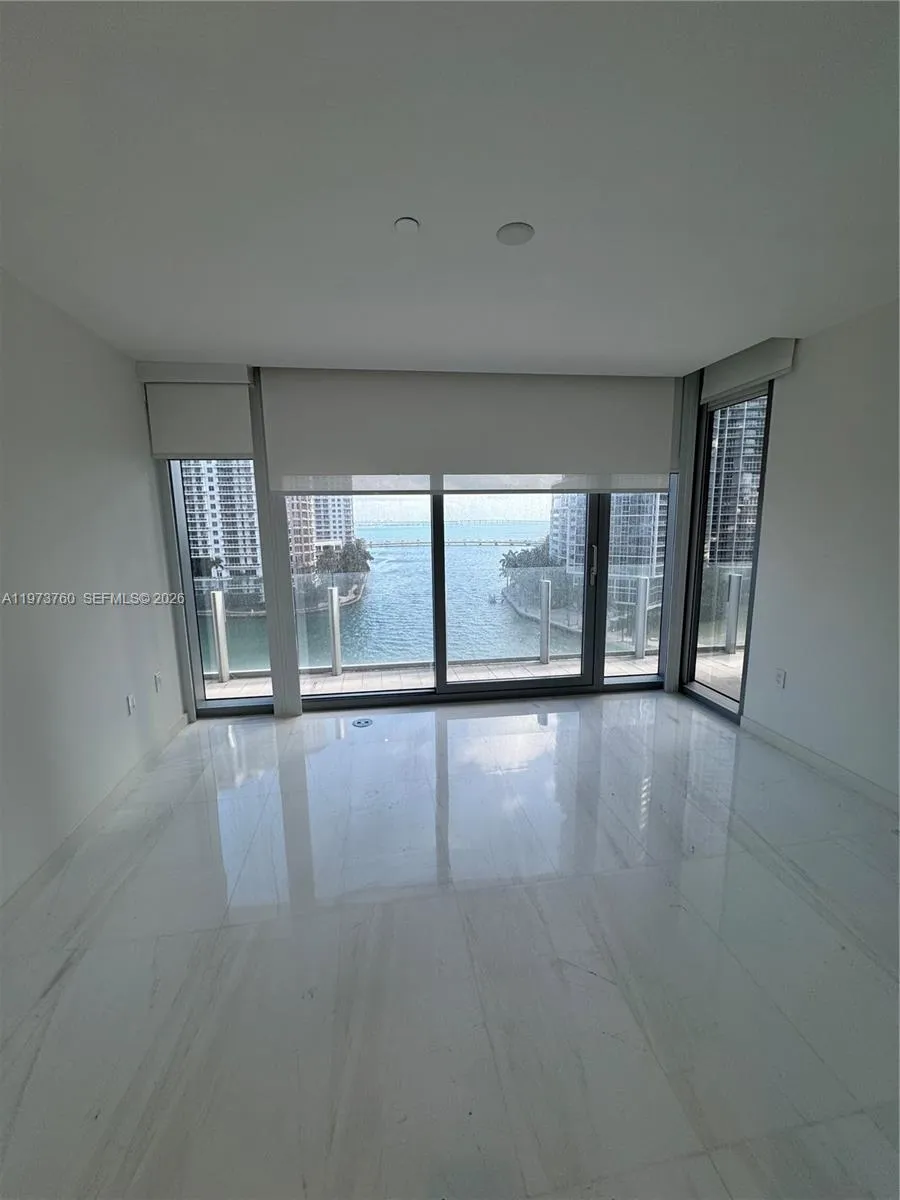 300 Biscayne Blvd Way #903 Miami, FL 33131