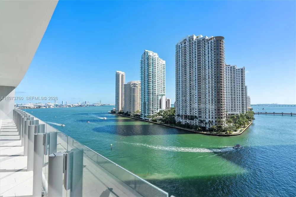 300 Biscayne Blvd Way #903 Miami, FL 33131