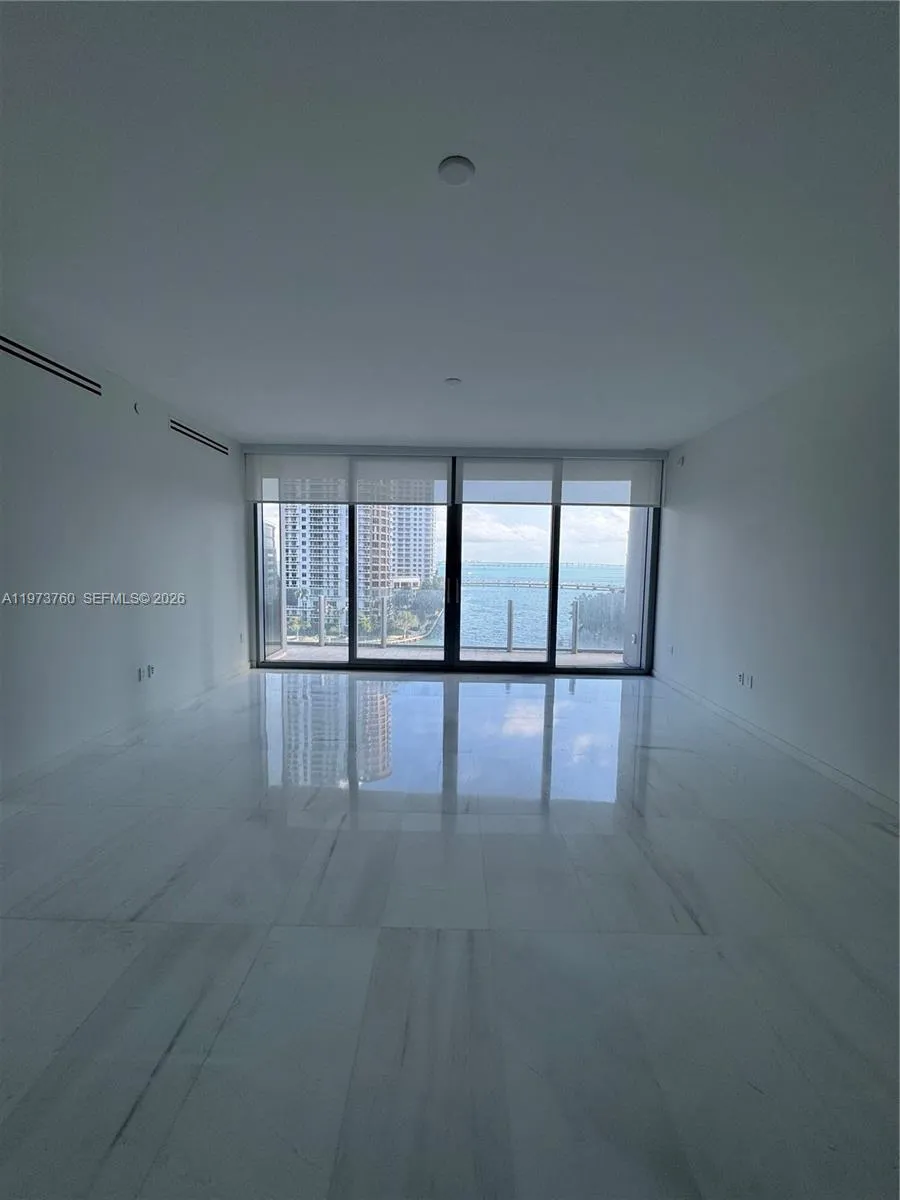 300 Biscayne Blvd Way #903 Miami, FL 33131