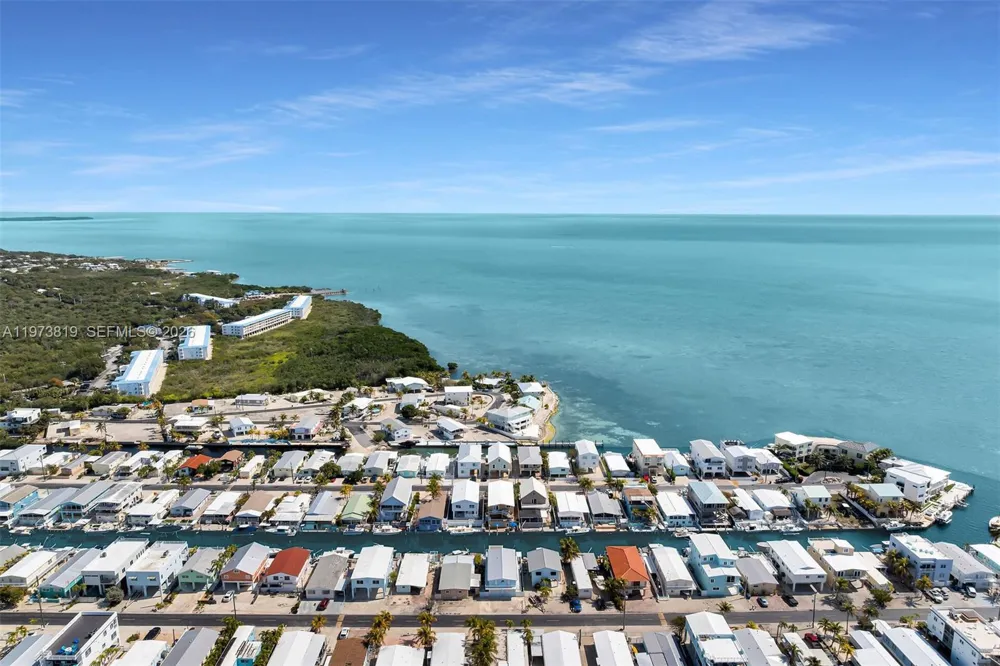 226 Normandy Dr Tavernier, FL 33070