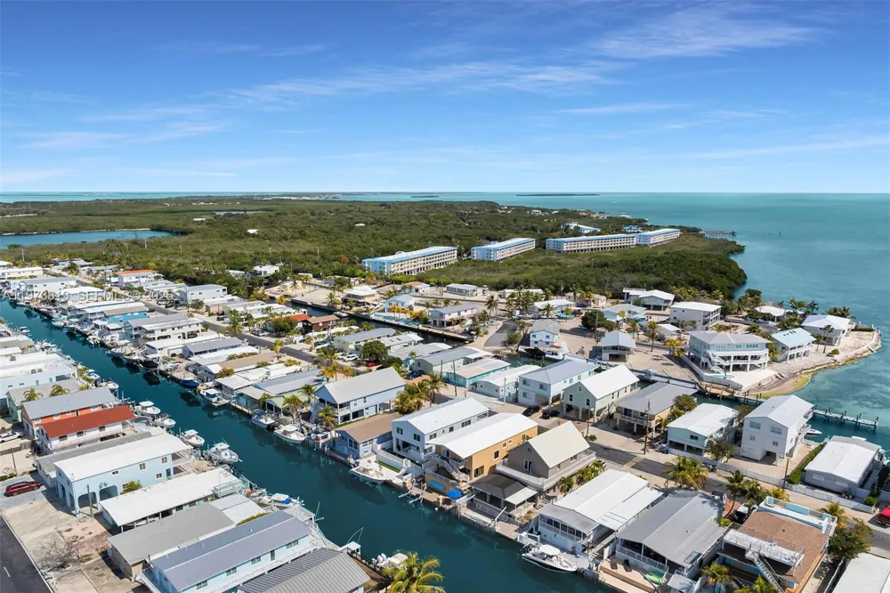 226 Normandy Dr Tavernier, FL 33070