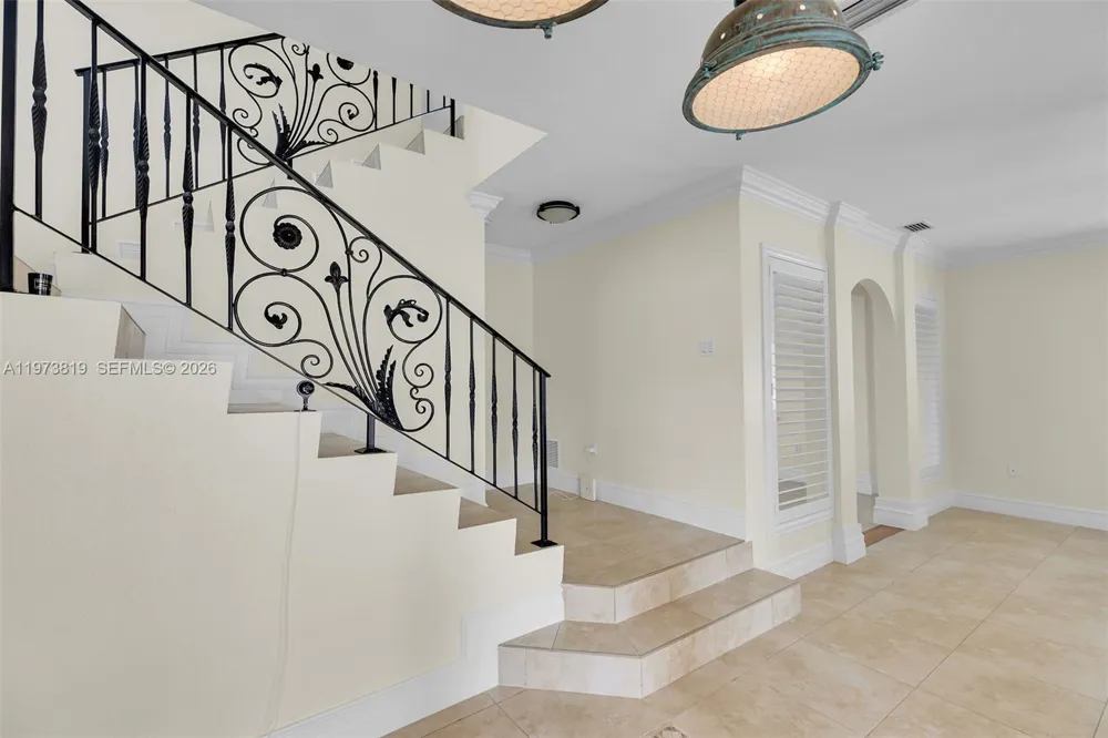 226 Normandy Dr Tavernier, FL 33070