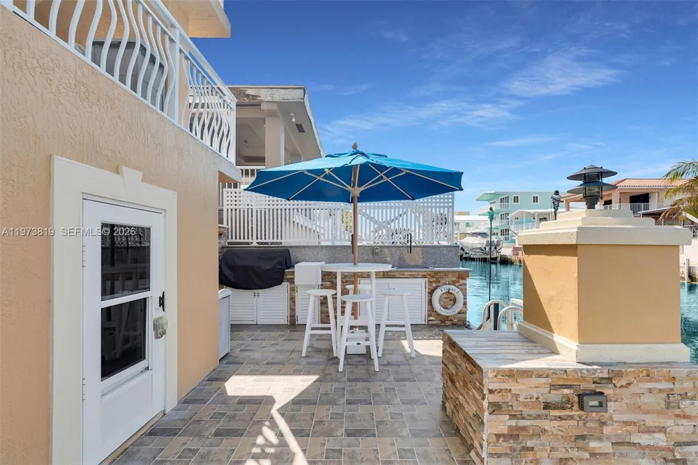 226 Normandy Dr Tavernier, FL 33070