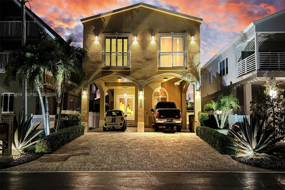 226 Normandy Dr Tavernier, FL 33070