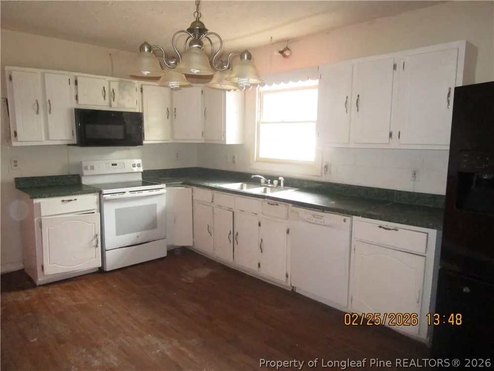 256 Chesters Road Roseboro, NC 28382