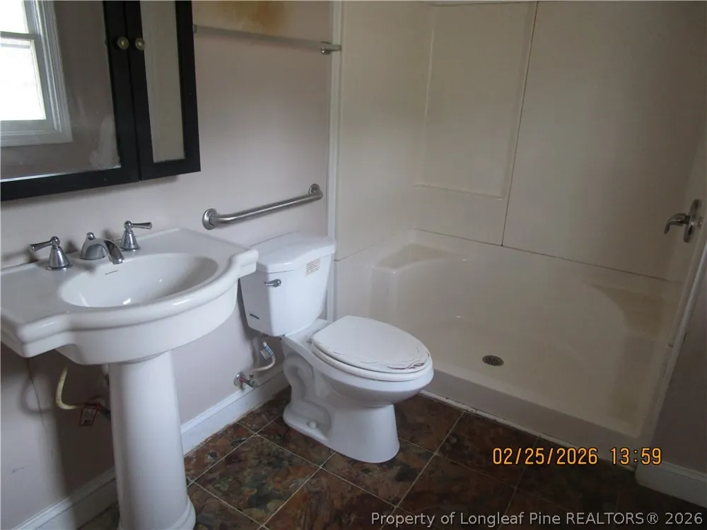 256 Chesters Road Roseboro, NC 28382