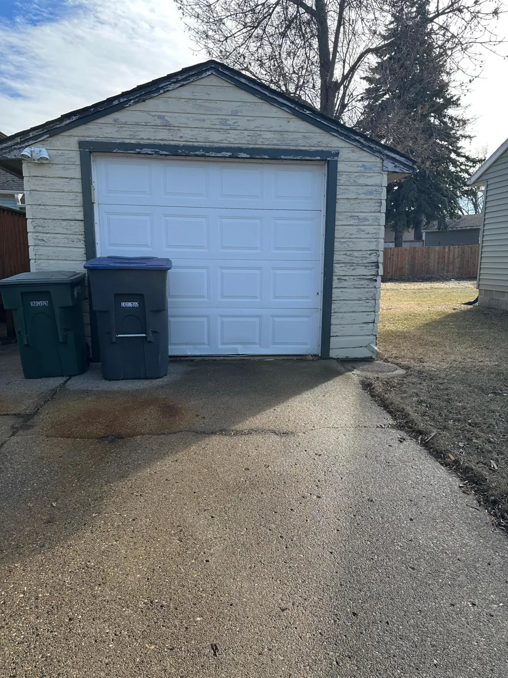 631 Cedar Street Luverne, MN 56156