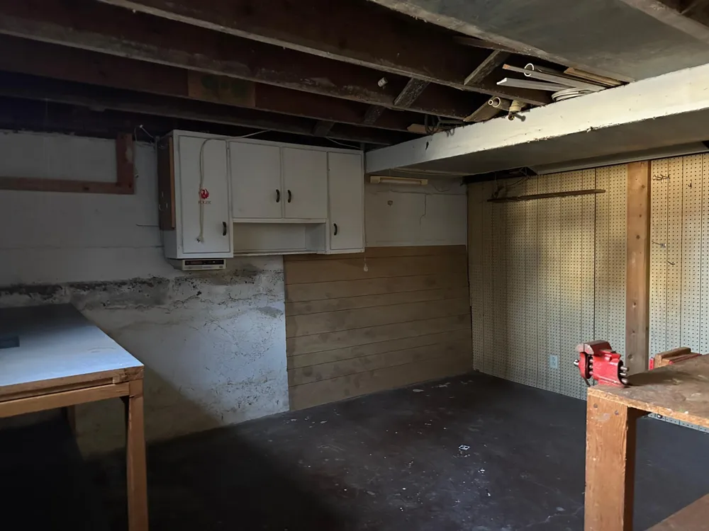 631 Cedar Street Luverne, MN 56156