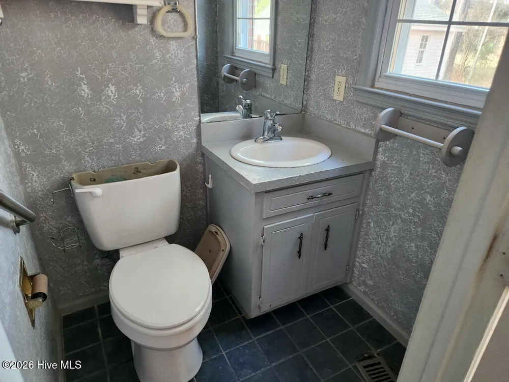 100 Morningside Drive Vanceboro, NC 28586