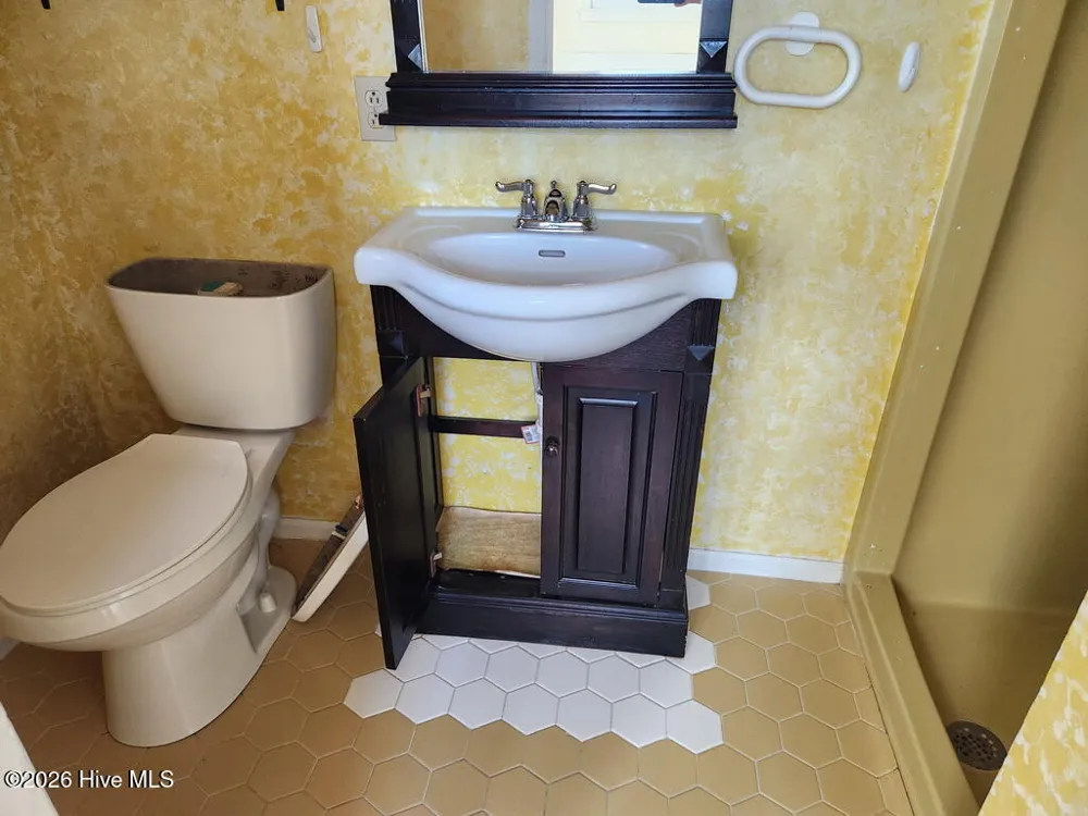 100 Morningside Drive Vanceboro, NC 28586