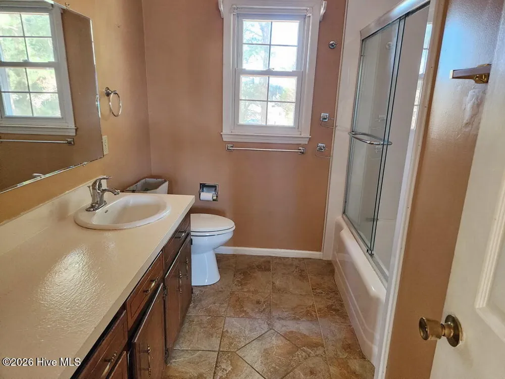 100 Morningside Drive Vanceboro, NC 28586