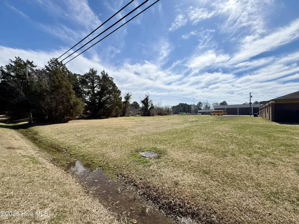 1860 Main Street Jamesville, NC 27846