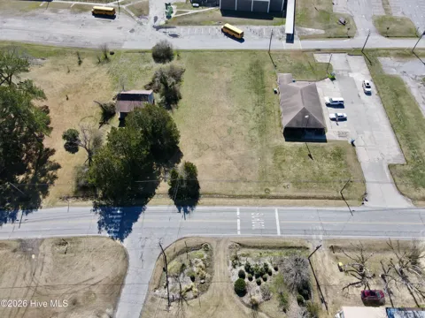 1860 Main Street