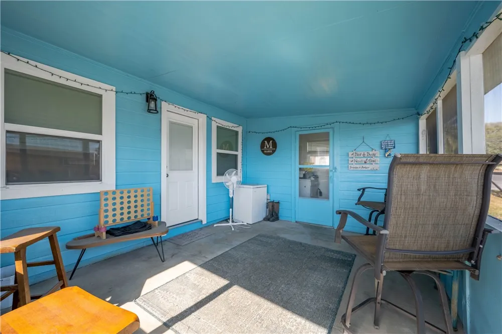 622 S Sandpiper Ingleside, TX 78362