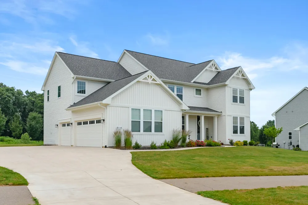 8114 Turning Stone Texas Charter Township, MI 49009
