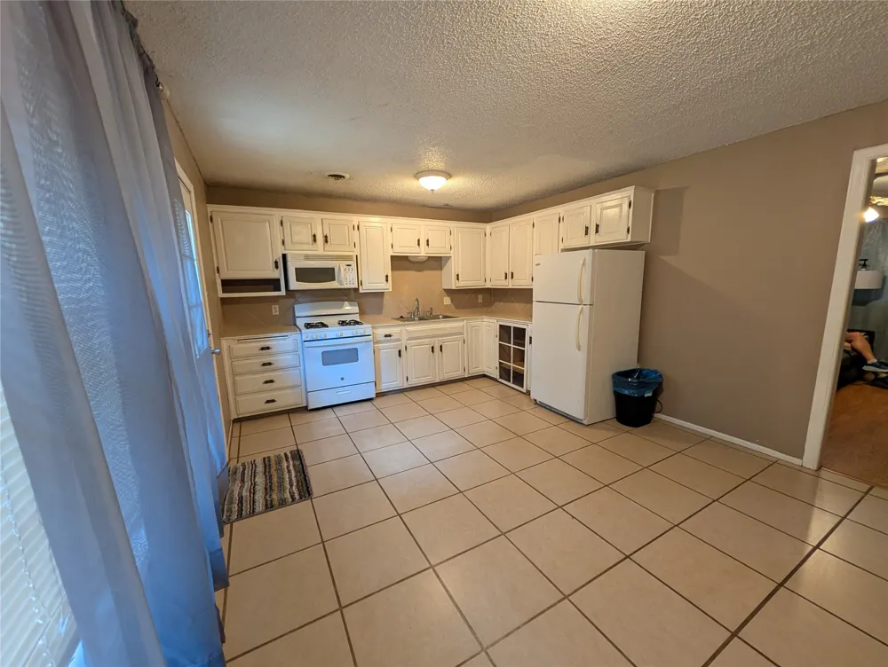 101 Beta Circle Roland, OK 74954