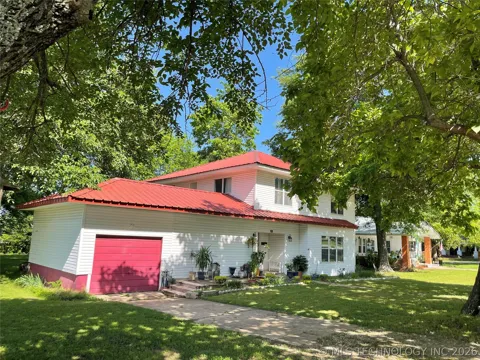 307 NE A STREET