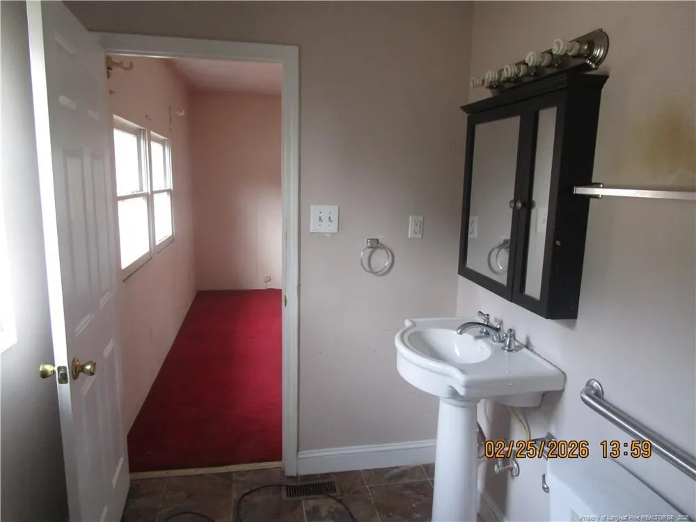 256 Chesters Road Roseboro, NC 28382