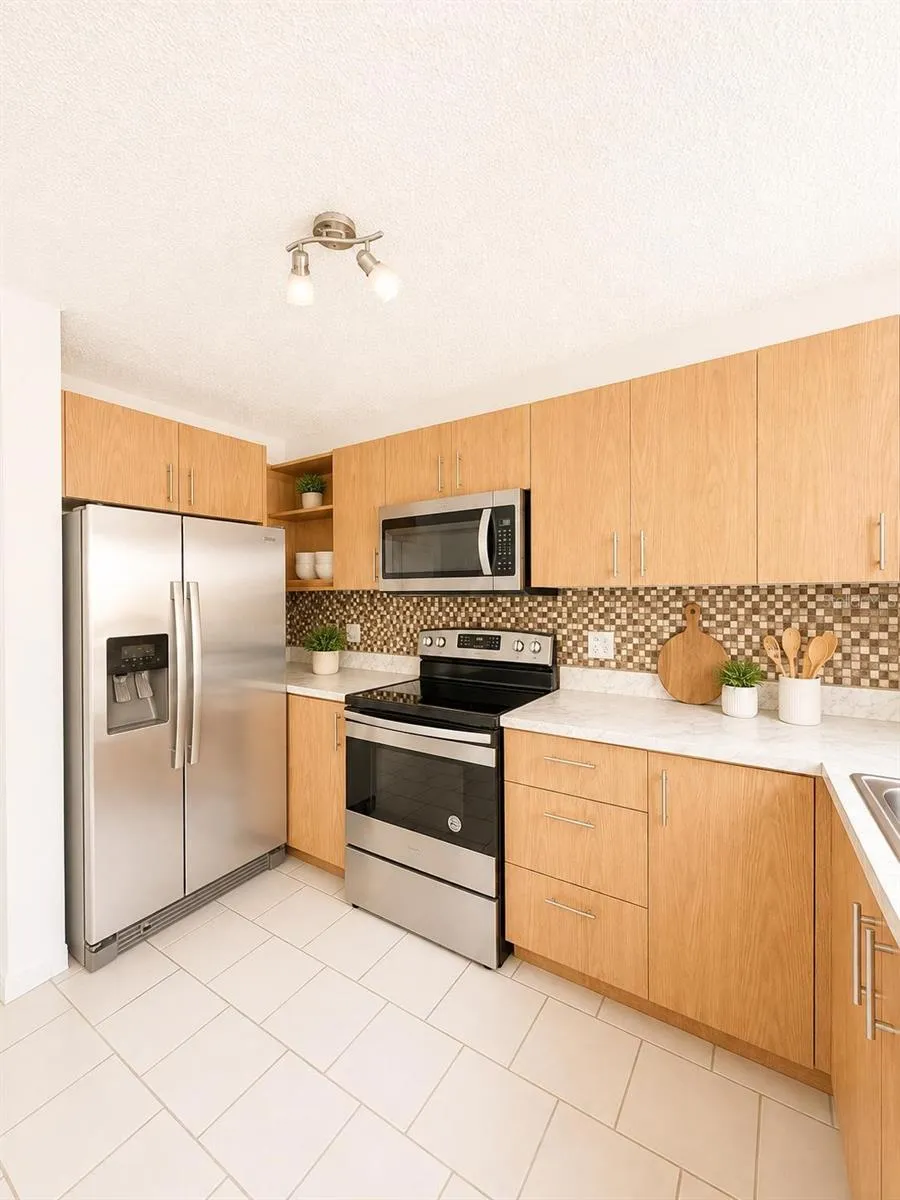Alturas de Piedras Blanca UNITS D-202 Guaynabo, PR 00969