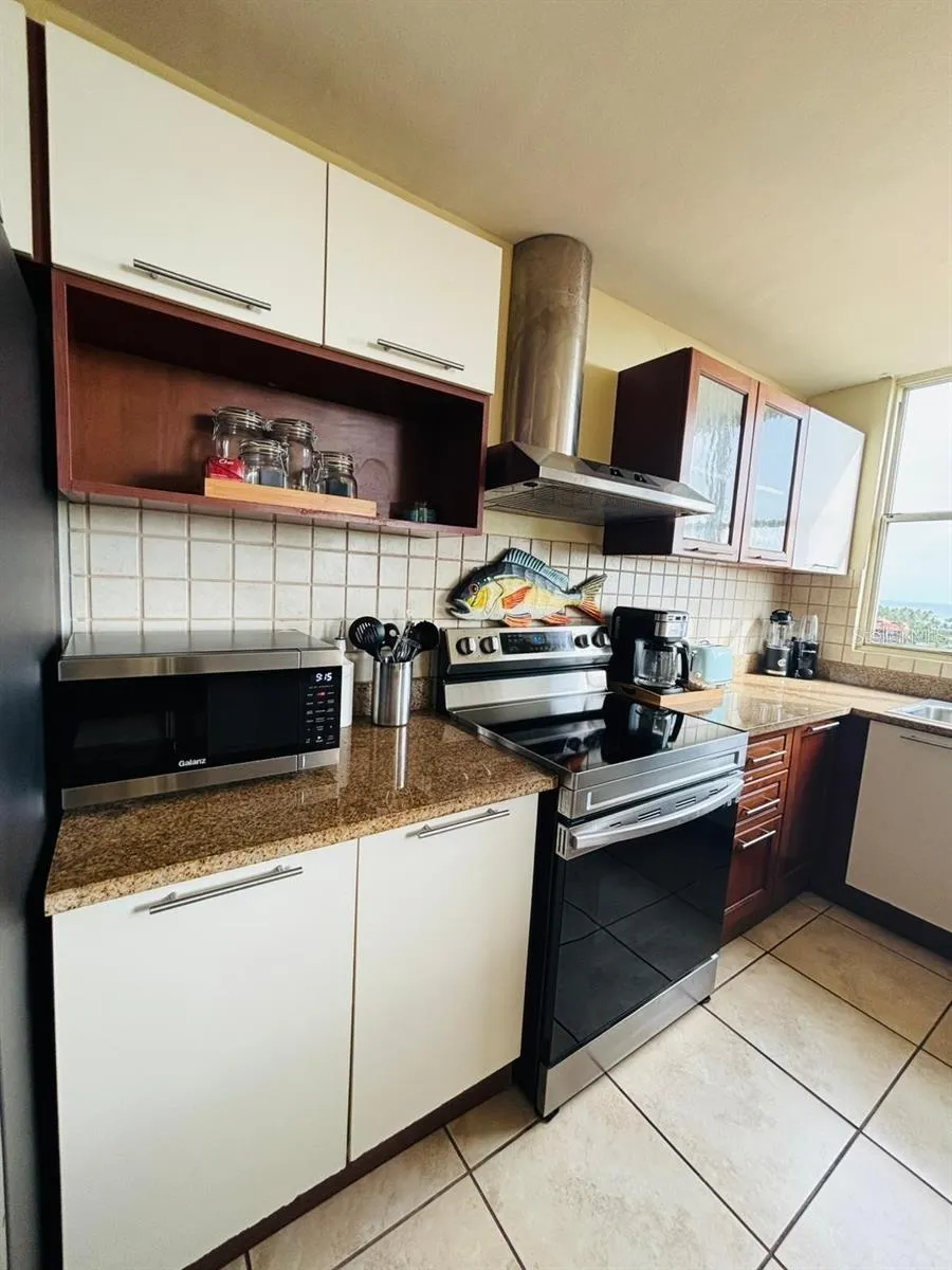 285 PALMAS INN DRIVE #8-302 Humacao, PR 00791