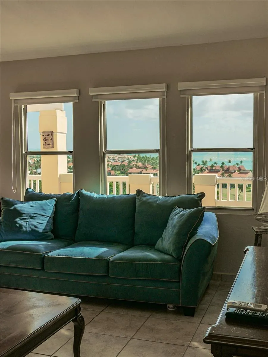 285 PALMAS INN DRIVE #8-302 Humacao, PR 00791