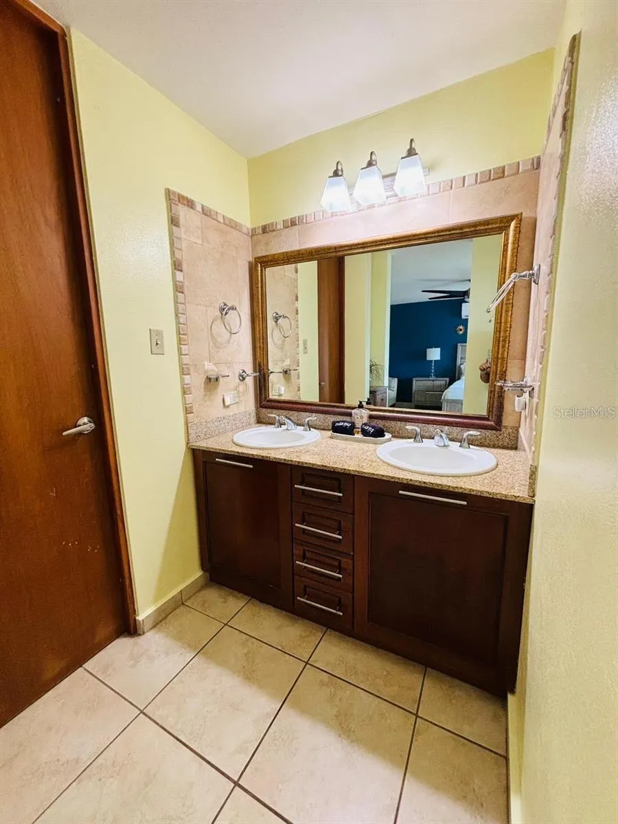 285 PALMAS INN DRIVE #8-302 Humacao, PR 00791