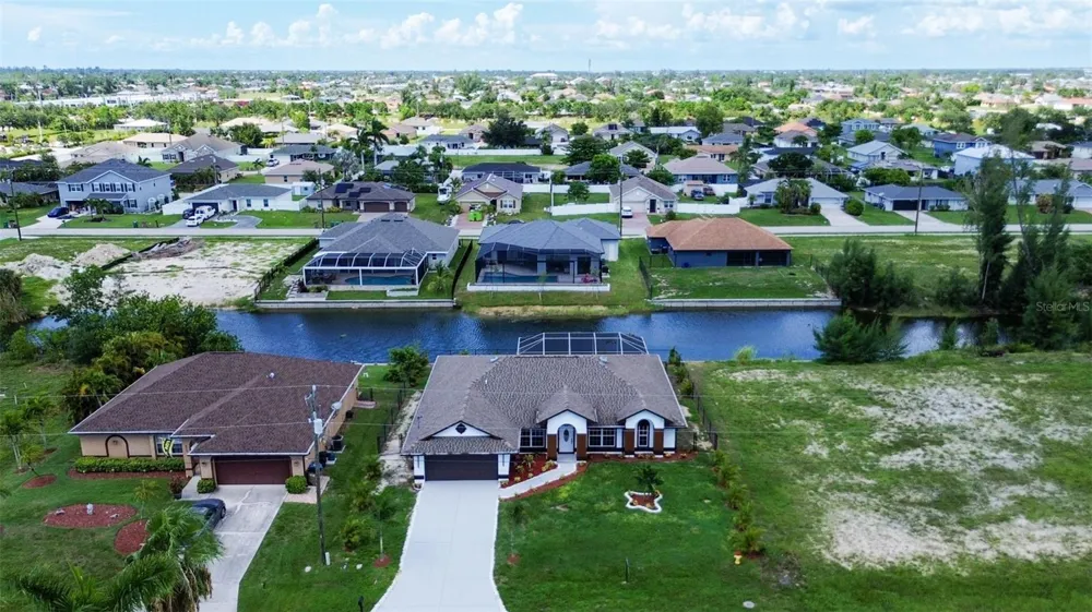 619 SW 26TH TERRACE Cape Coral, FL 33914