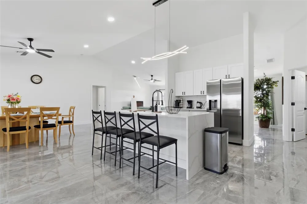 619 SW 26TH TERRACE Cape Coral, FL 33914
