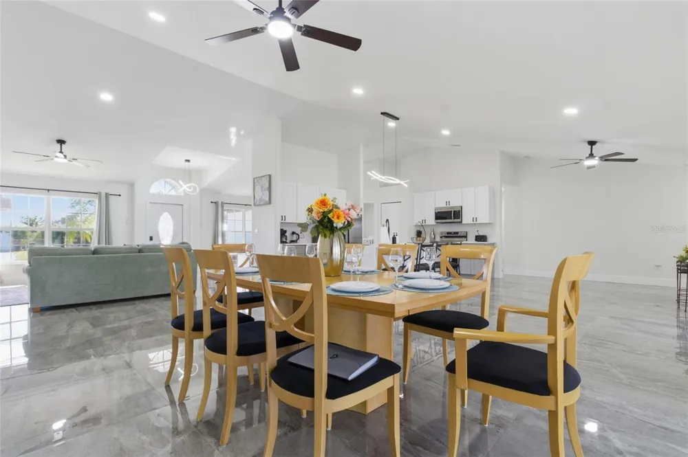 619 SW 26TH TERRACE Cape Coral, FL 33914
