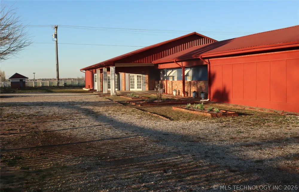 903 County Street 2910 Street Tuttle, OK 73089