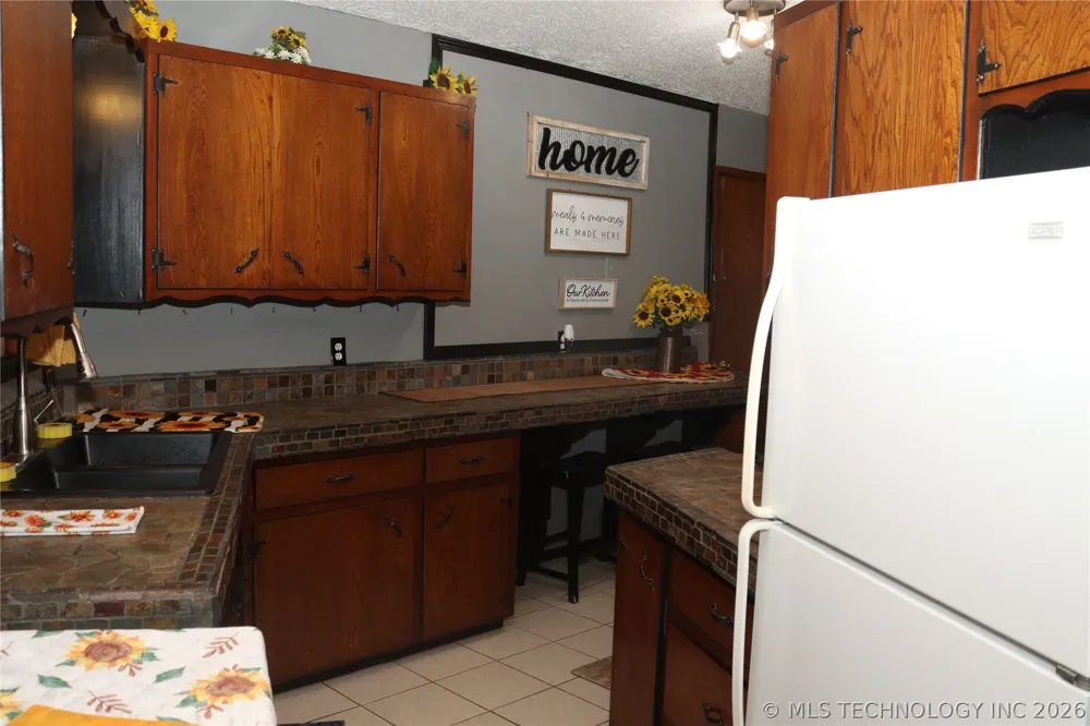 903 County Street 2910 Street Tuttle, OK 73089