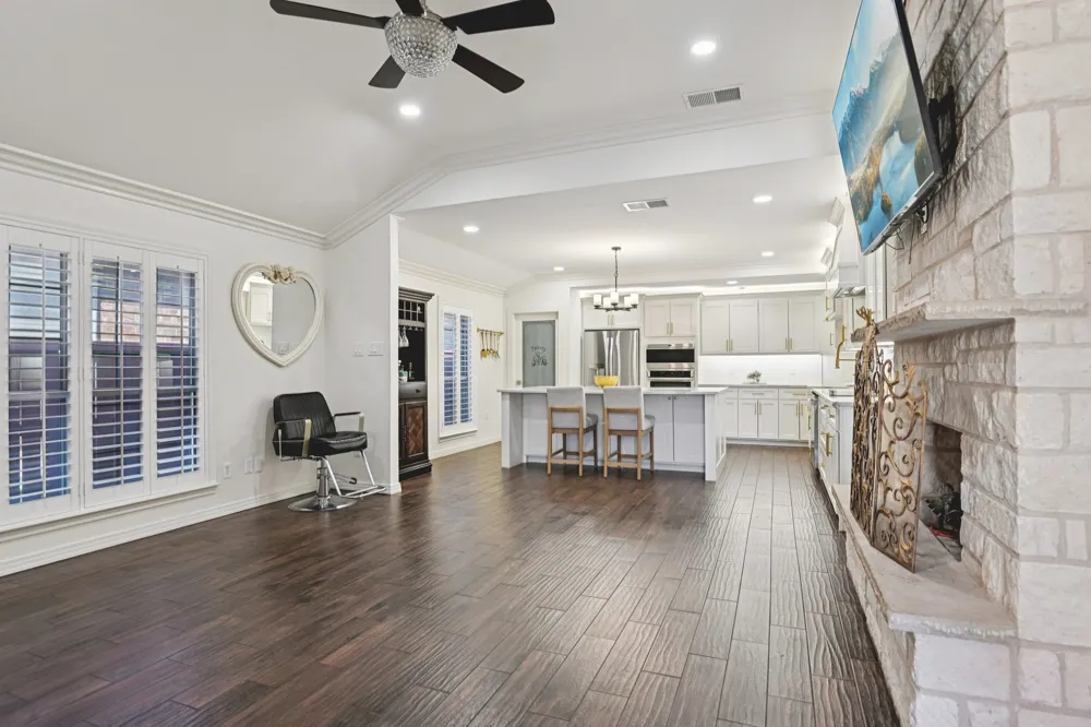 720 Calumet Avenue Cockrell Hill, TX 75211