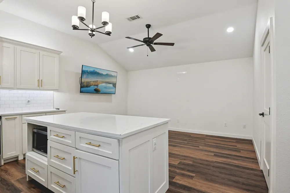 720 Calumet Avenue Cockrell Hill, TX 75211
