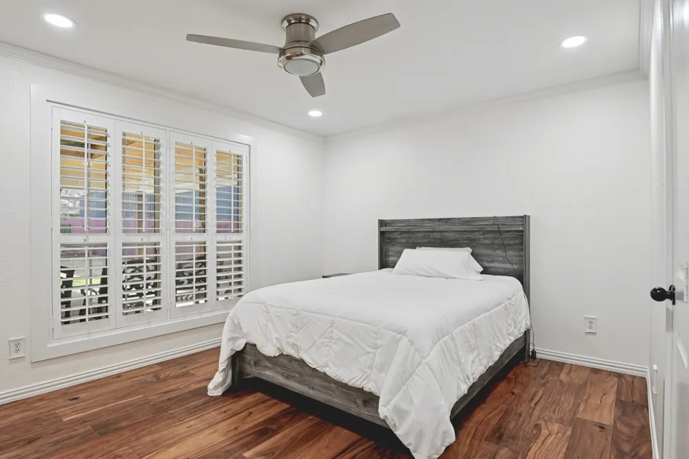 720 Calumet Avenue Cockrell Hill, TX 75211