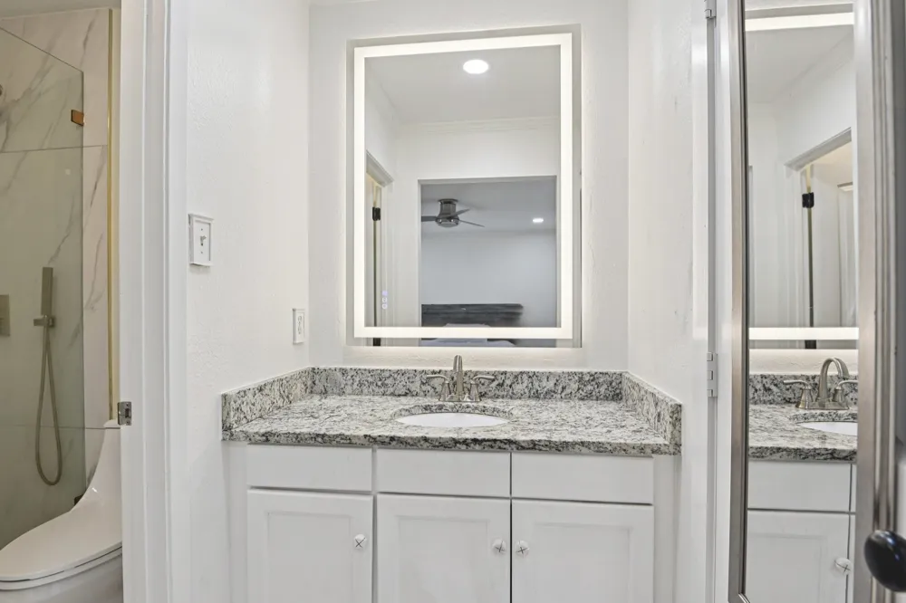 720 Calumet Avenue Cockrell Hill, TX 75211