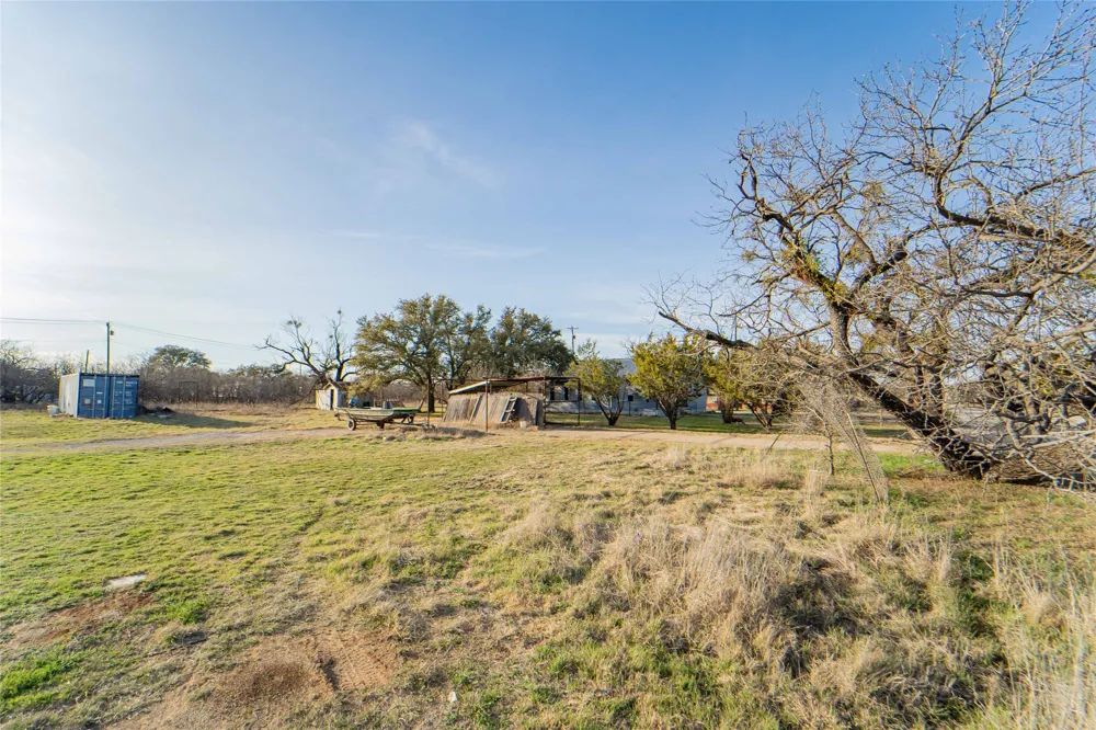 901 S Miller Street Breckenridge, TX 76424