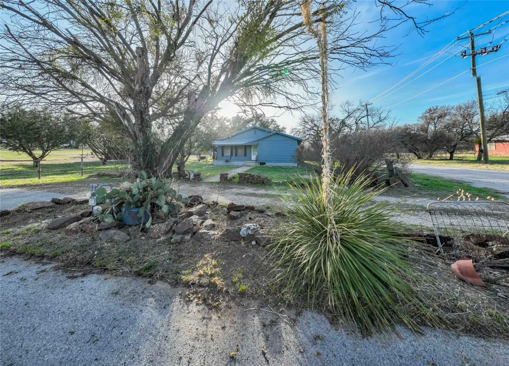 901 S Miller Street Breckenridge, TX 76424