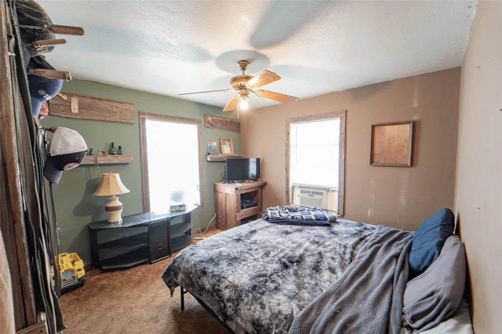 901 S Miller Street Breckenridge, TX 76424