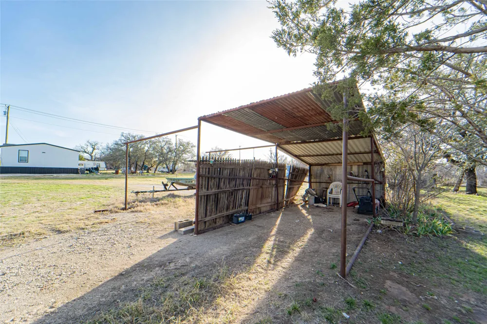 901 S Miller Street Breckenridge, TX 76424