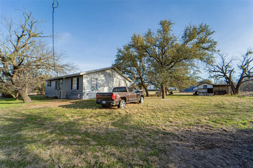 901 S Miller Street Breckenridge, TX 76424