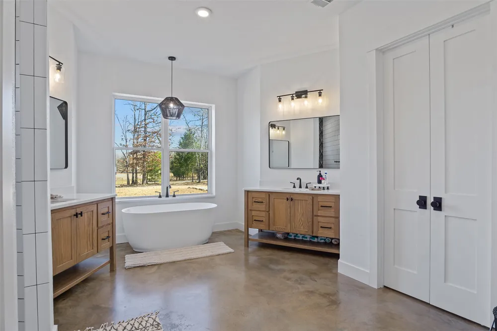 8012 County Road 1201 Malakoff, TX 75148