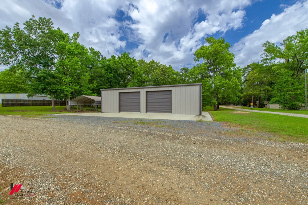 243 Don Avenue Many, LA 71449