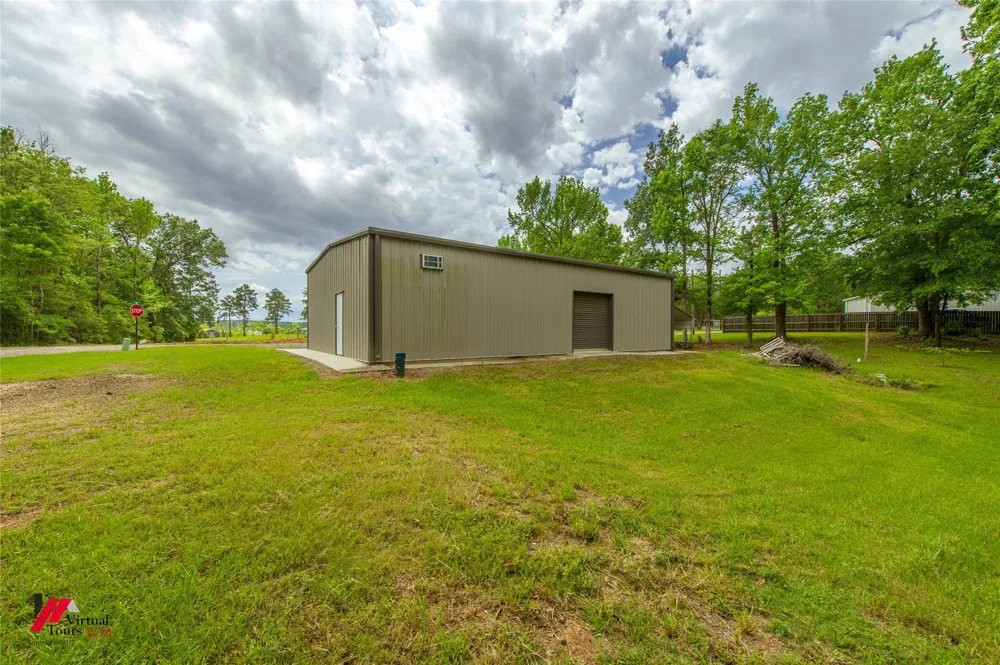 243 Don Avenue Many, LA 71449