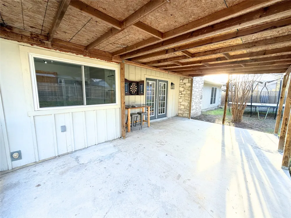 5914 Freemans Farm Street San Antonio, TX 78233