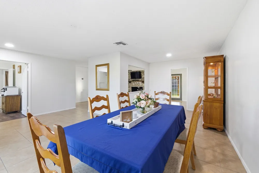 5914 Freemans Farm Street San Antonio, TX 78233