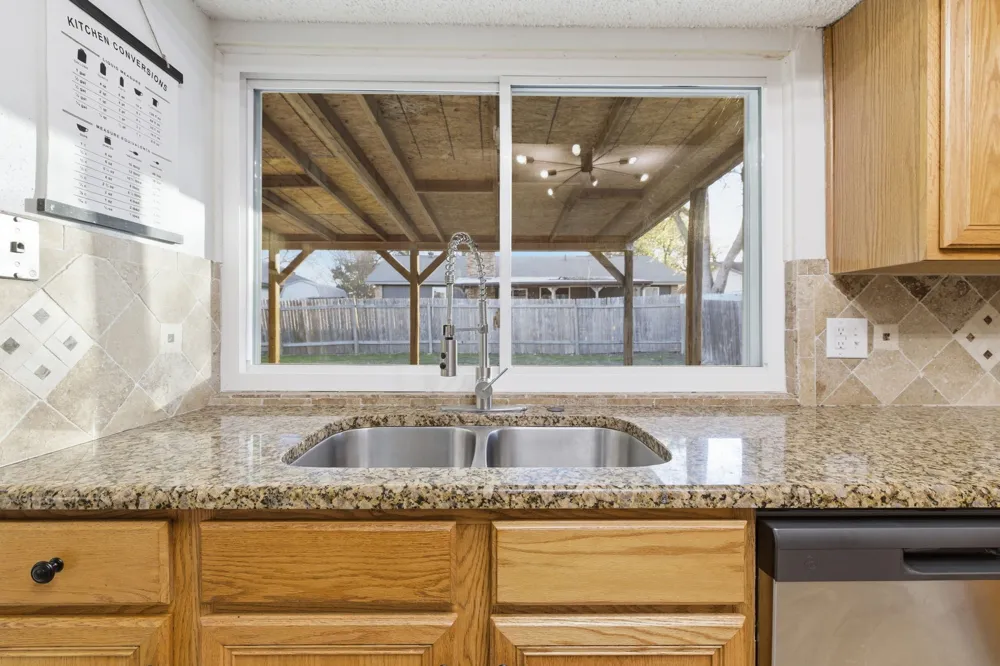 5914 Freemans Farm Street San Antonio, TX 78233