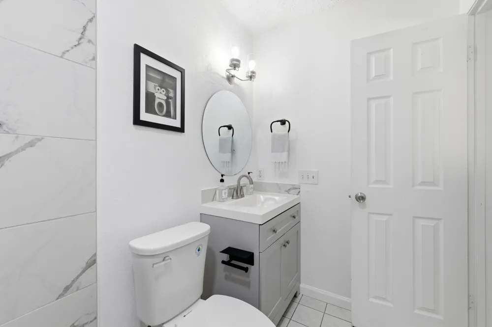 5914 Freemans Farm Street San Antonio, TX 78233
