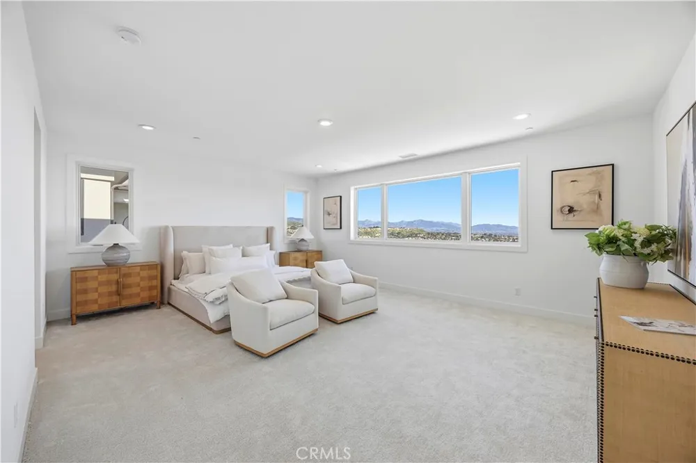20138 W Marlow Porter Ranch, CA 91326
